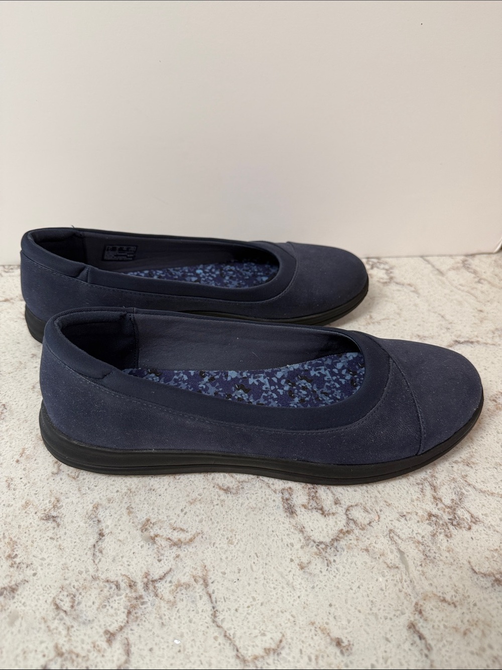 Clarks Navy Blue Women's Slip-On Comfort Flats - Picture 5 of 7